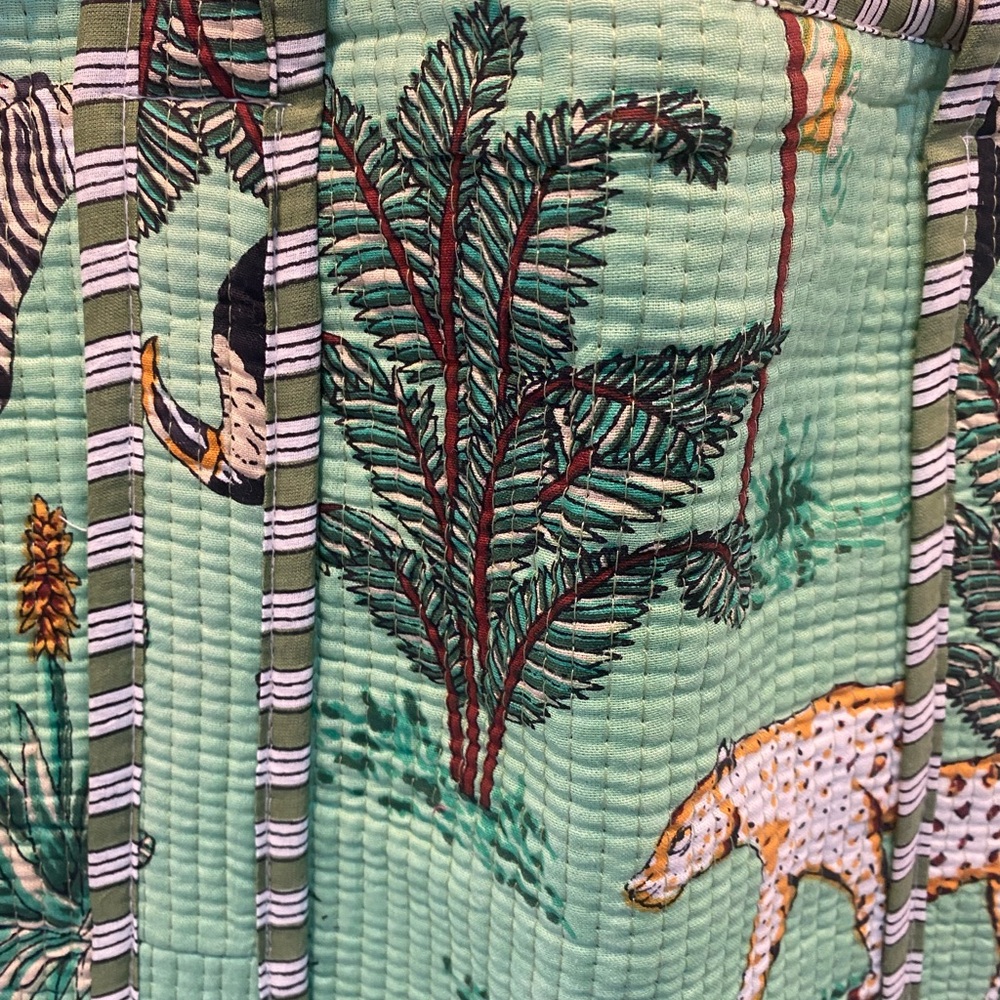 Floral Quilted pinkcity hand loom cotton tote NWOT - Picture 3 of 14